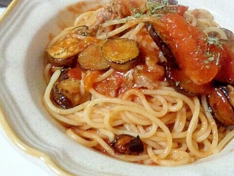 茄子と豚バラ肉のトマトスパゲッティ